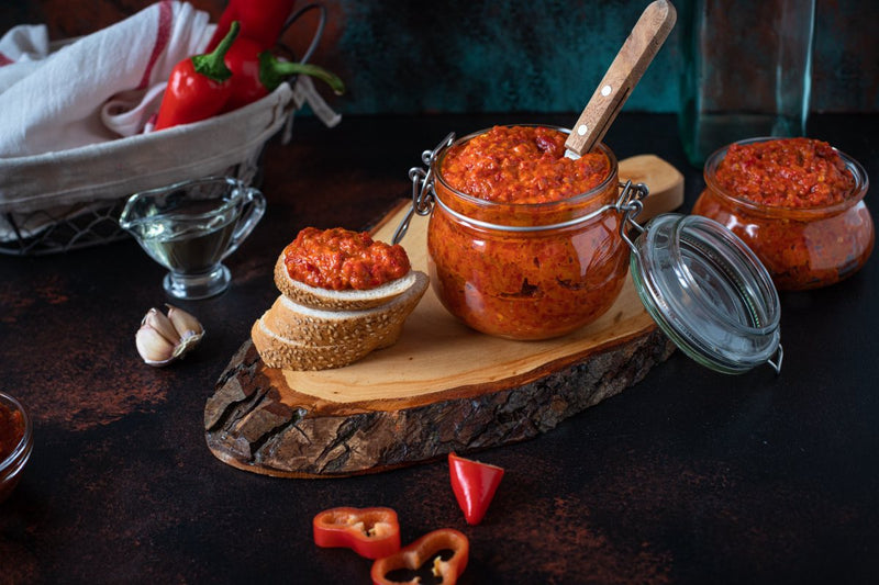 Balkanischer Veganer Kaviar: Gesundes und schmackhaftes Spezialität [Domaći Ajvar]